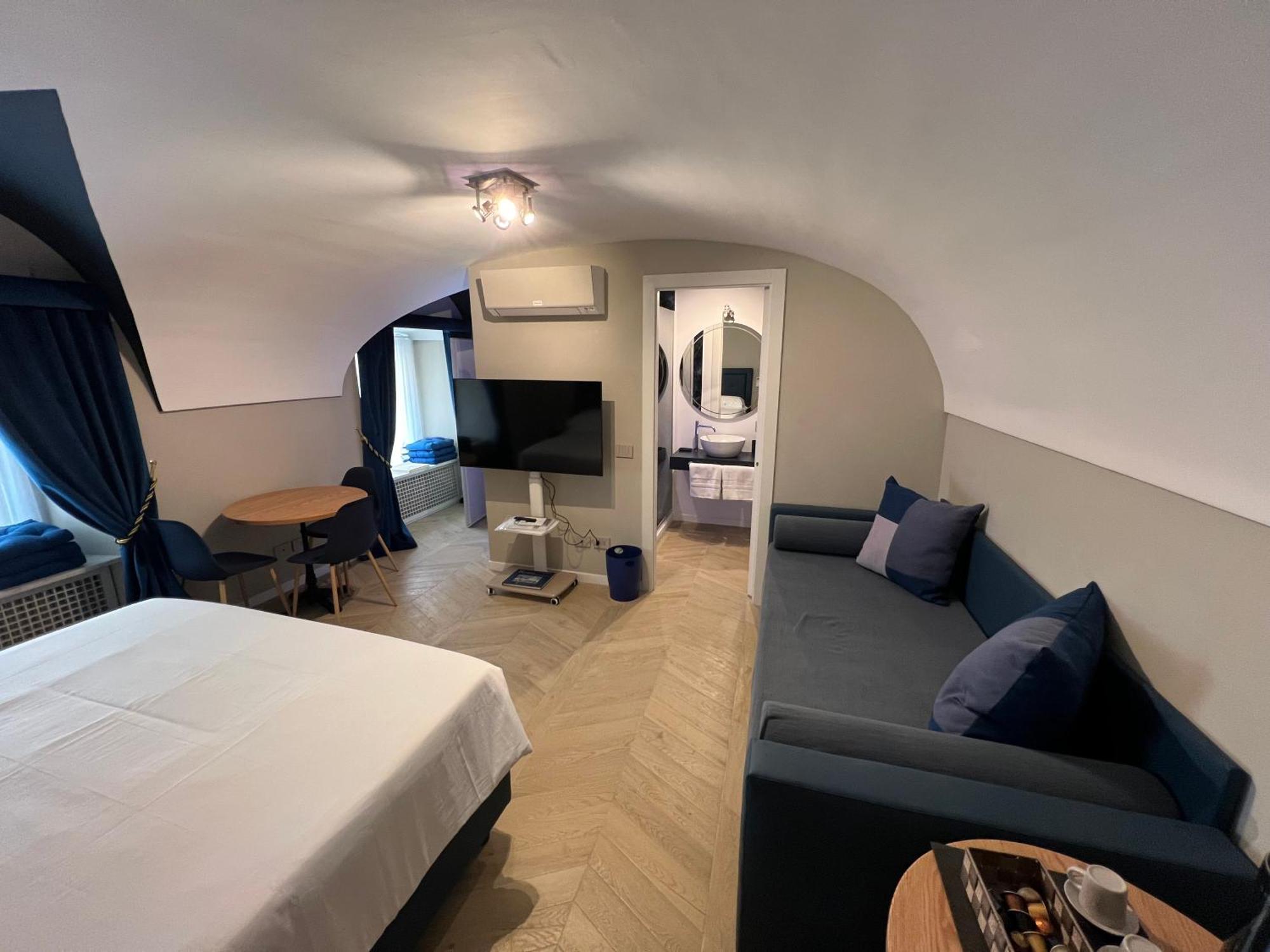 Rome Luxury Blue Suites- Love Экстерьер фото