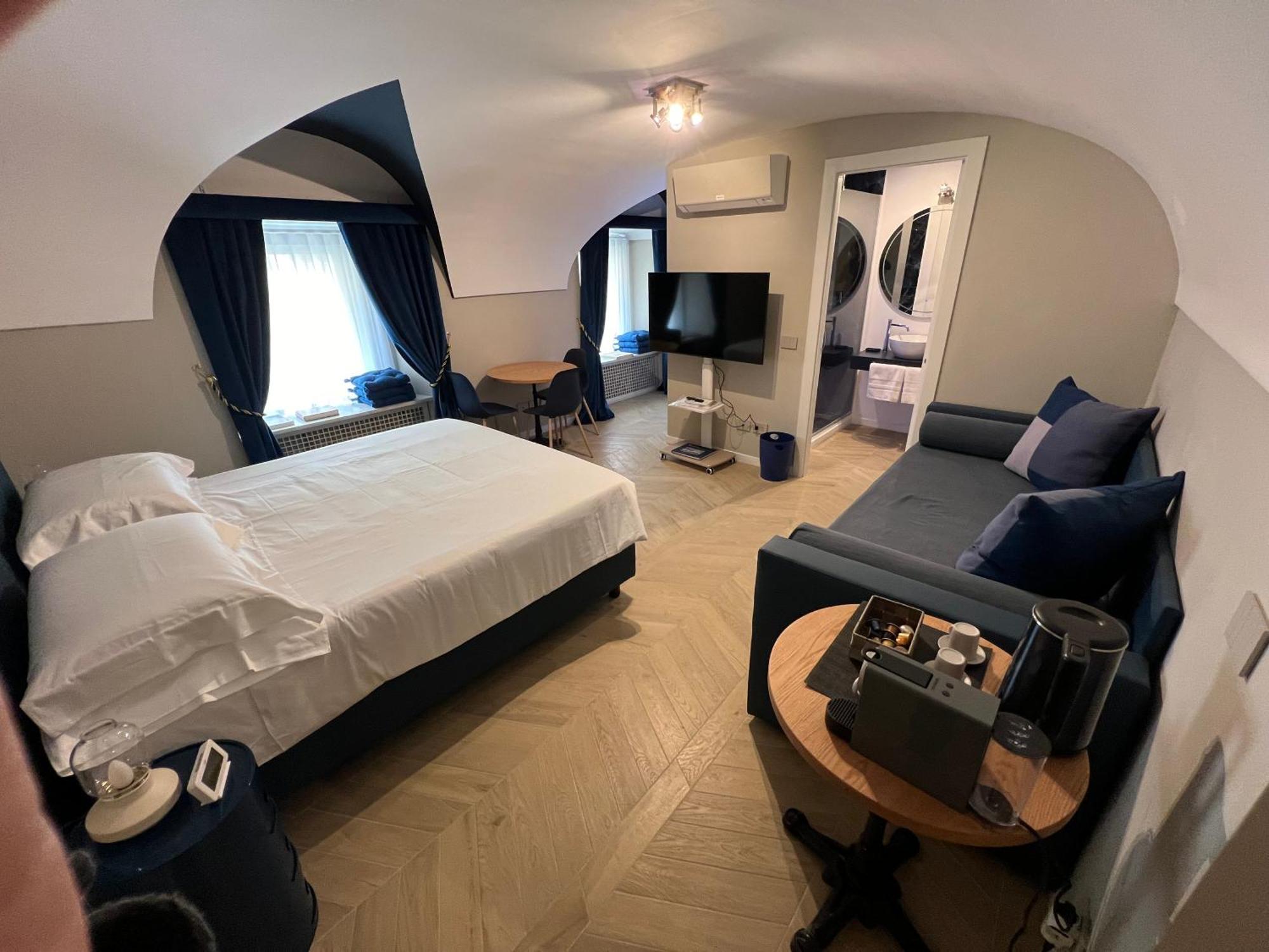 Rome Luxury Blue Suites- Love Экстерьер фото